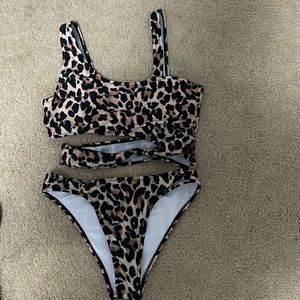 EUC Leopard One Piece Swim